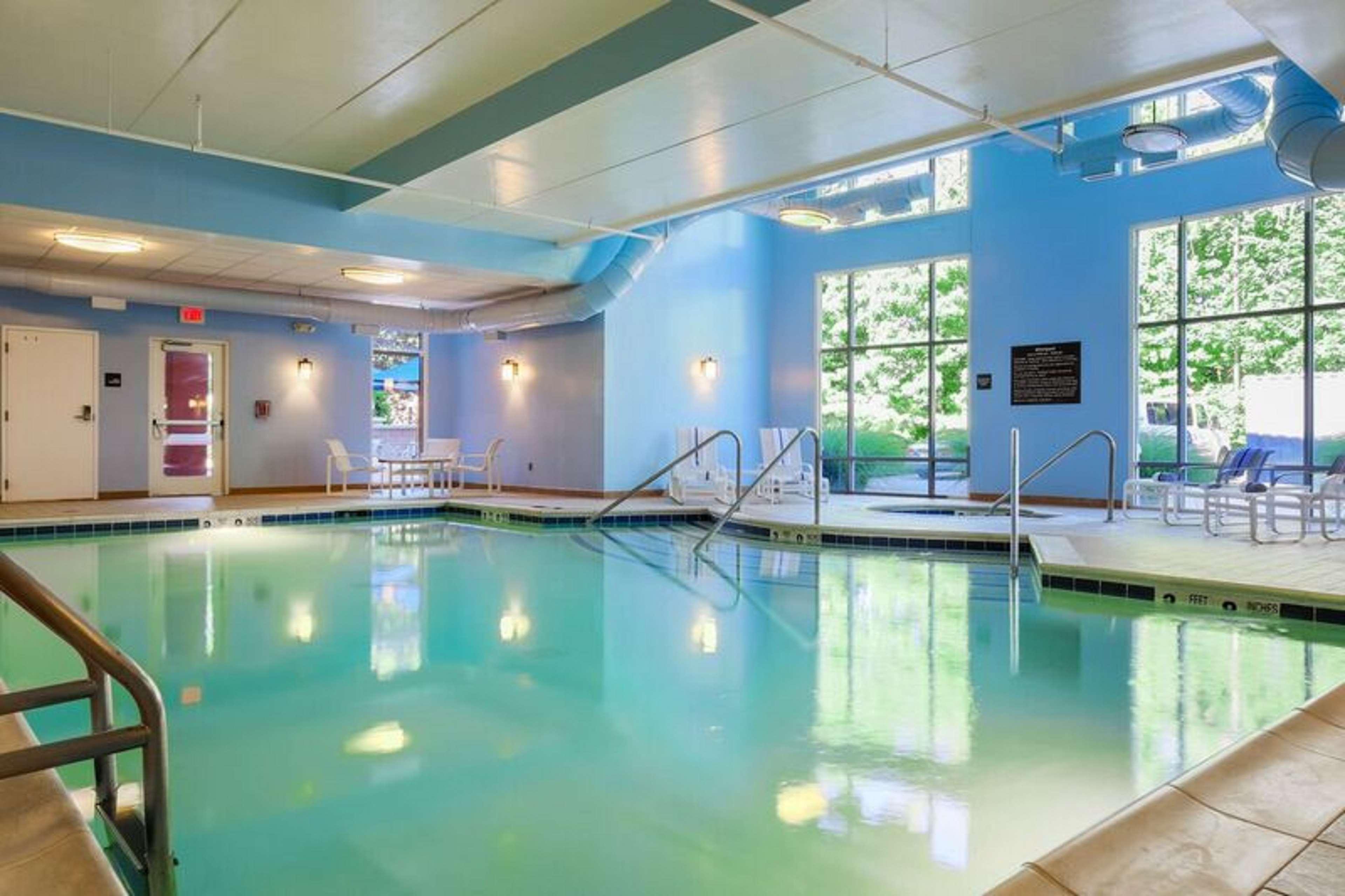 Hampton Inn & Suites Poughkeepsie Spackenkill Exteriér fotografie