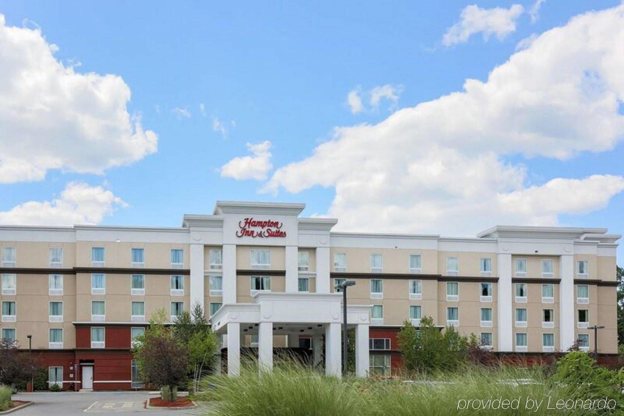 Hampton Inn & Suites Poughkeepsie Spackenkill Exteriér fotografie